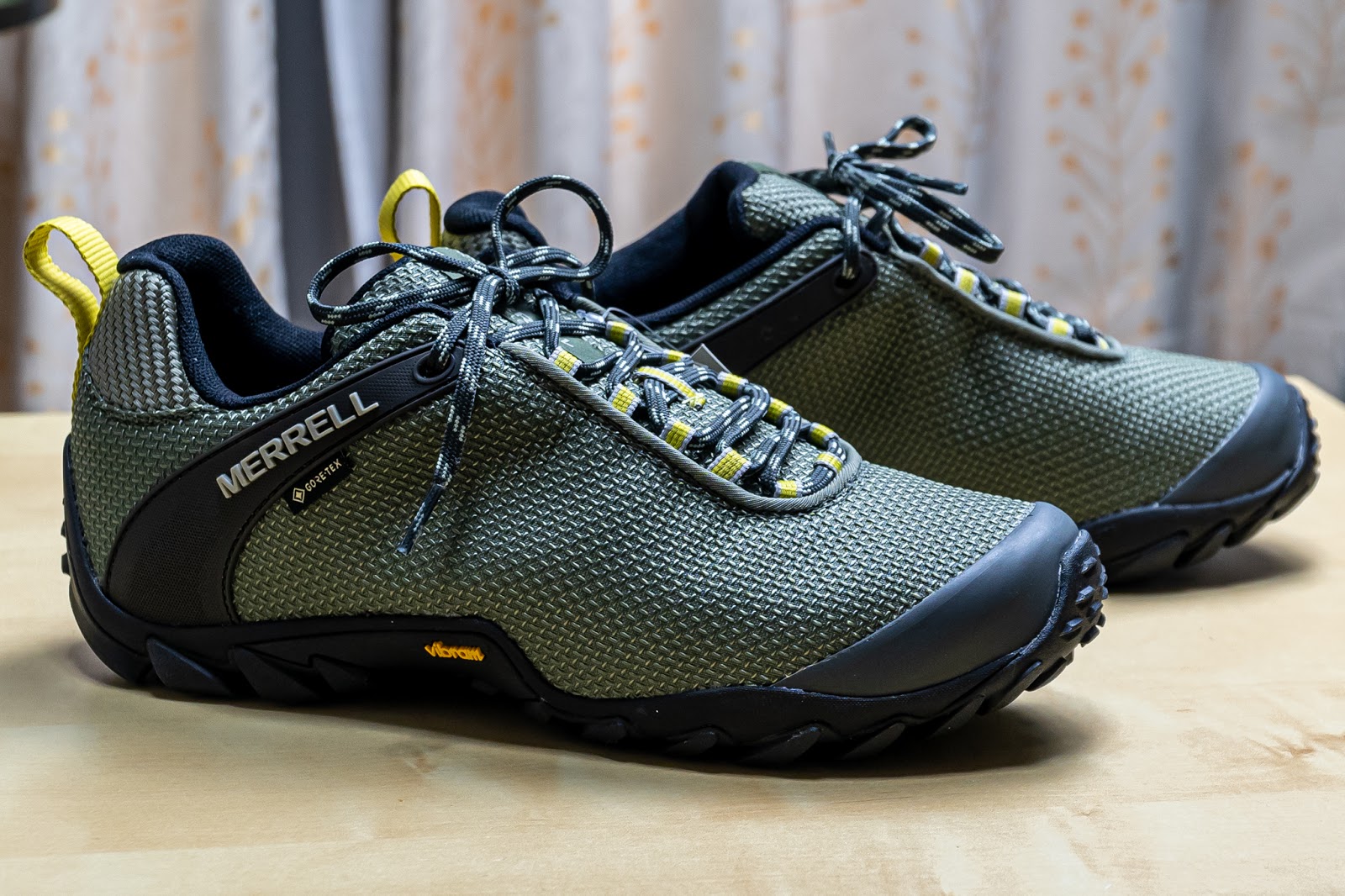 MERRELL CHAMELEON 8 STORM GORE-TEX® 今シーズンの決定版アウトドアシューズ